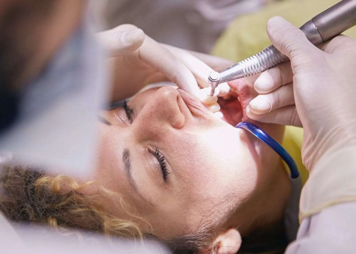 professional cleaning cons