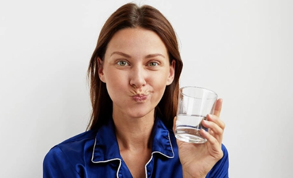 how often to rinse with salt water for toothache