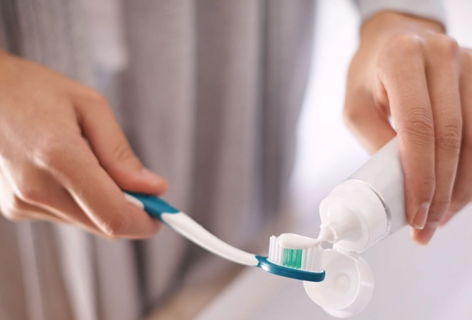 how to brush teeth correctly