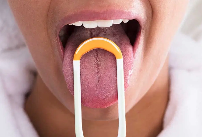tongue scraper