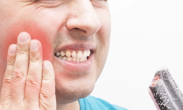 sensitive teeth causes