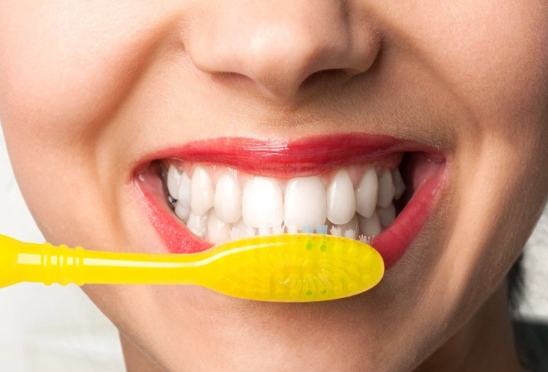 tooth sensitivity causes