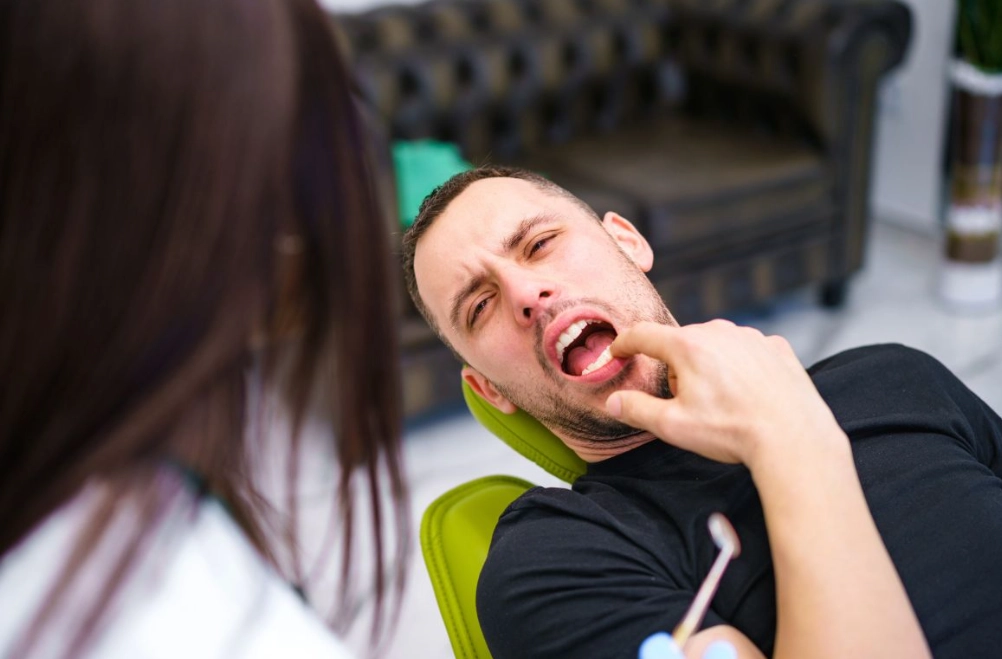 how to stop tooth hurting