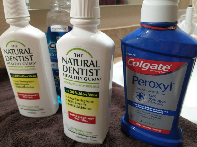 What is the best natural mouthwash?